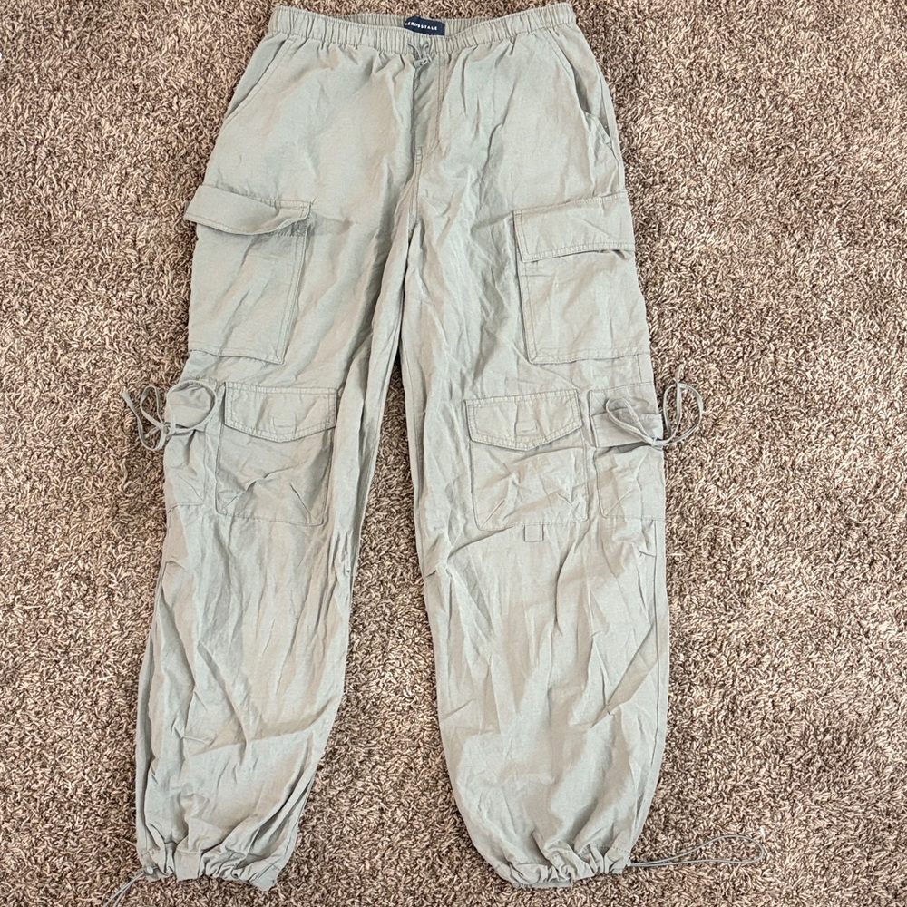 Aeropostale Womens Light Green Cargo Pants